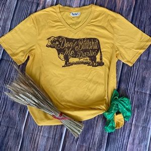 New! don’t bullshit me darlin women’s vneck shirt
